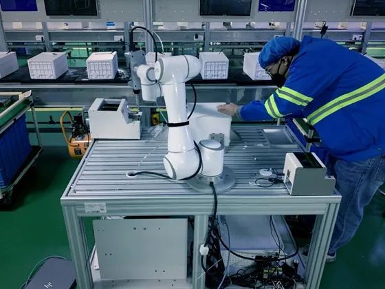 协作机器人以“渐次自动化”开启工厂的柔性化改造之旅