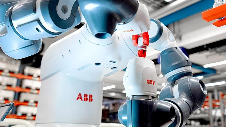 协作机器人在工作场所的7大优势！大量使用机器人对工人的现实和潜在影响