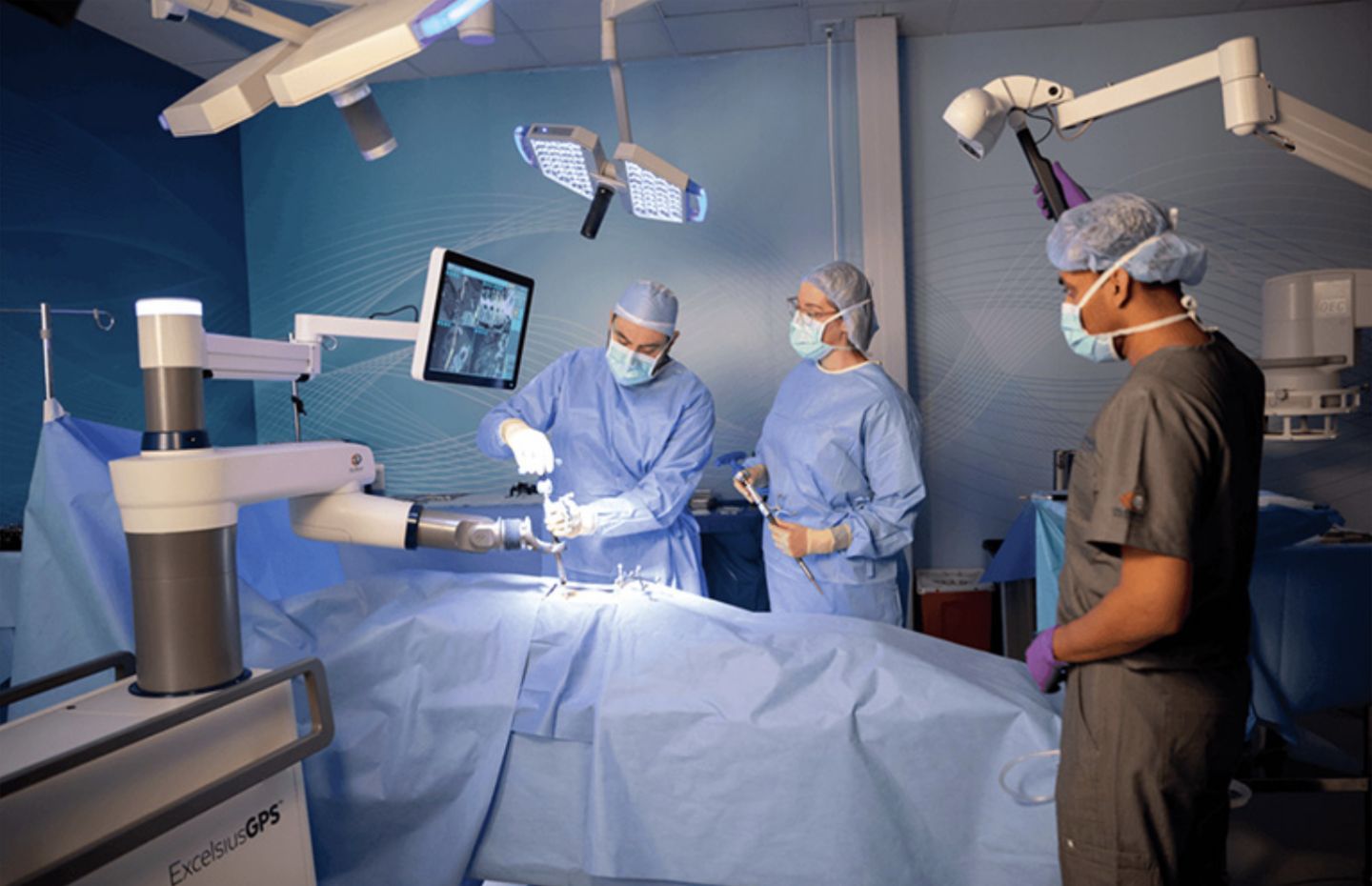 Excelsius 机器人脊柱手术系统在 20 家医院工作