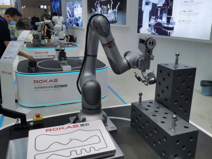ITES深圳工业展：十多款工业机器人应用盘点