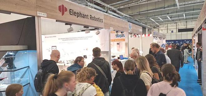 直击柏林2022IFA展 ：大象机器人携协作与仿生机器人系列在海外展会中大放异彩
