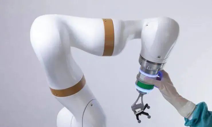 法国骨科手术机器人公司eCential Robotics获批FDA