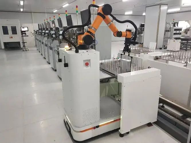 机器人取代人类工作：复合型移动机器人将逐步占据工业机器人的C位